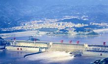 三峡大坝作文
