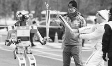 紧张的机器人接力赛