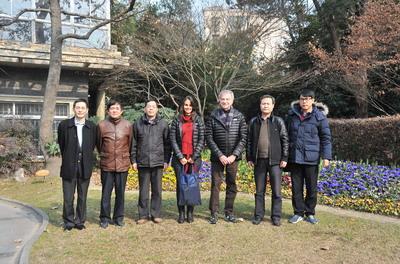 参观临fen动物园