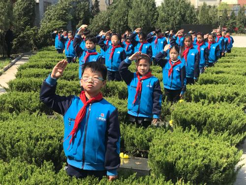 见清明牺牲英勇精神