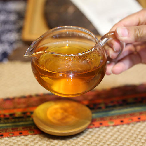 你看，那茶般的爱