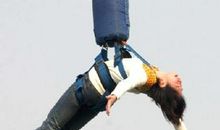 如此自虐为哪般