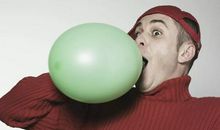 精彩的吹气球比赛