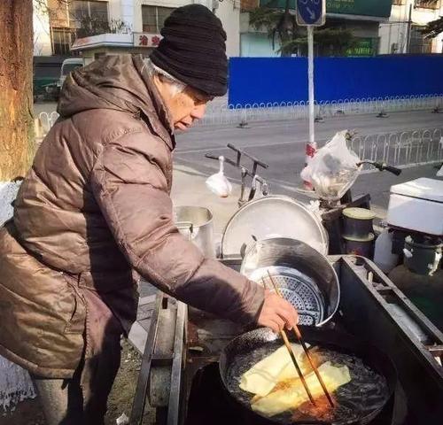 卖煎饼的叔叔