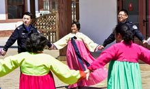 绽放民族团结之花