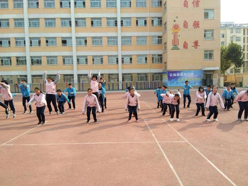 精彩的体育课