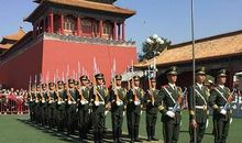 国旗护卫队的脚步