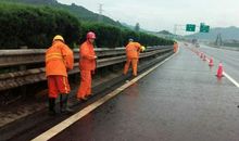 无畏风雨自信前行