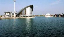 美丽的施光南广场