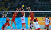 风暴中的排球赛