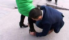 最后一个擦皮鞋的人