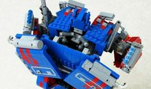 爱玩乐高的弟弟