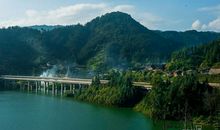 门前美景让人醉