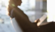 生活需要勇敢地举手