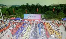 我爱家乡的天岳广场