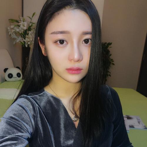 她总是在逆境中微笑