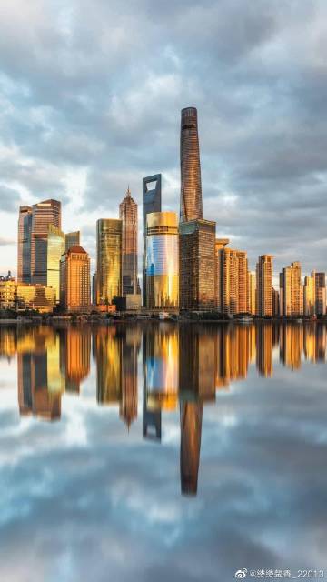 爷爷的手闻起来了