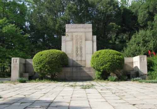 农村公墓