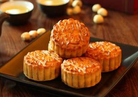 8月15日吃月饼