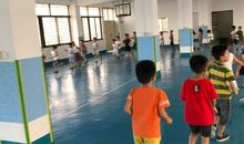 一堂有趣的篮球课