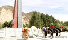 烈士长存，丰碑永恒