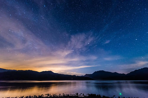 母爱，夜空中最亮的星星