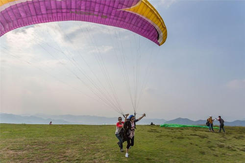 在龙门古镇漫步