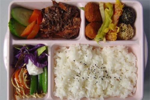 这是午餐