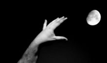 在妈妈心中升起一轮明月