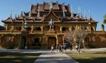 西双版纳的寺庙