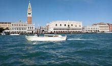 畅游“威尼斯”