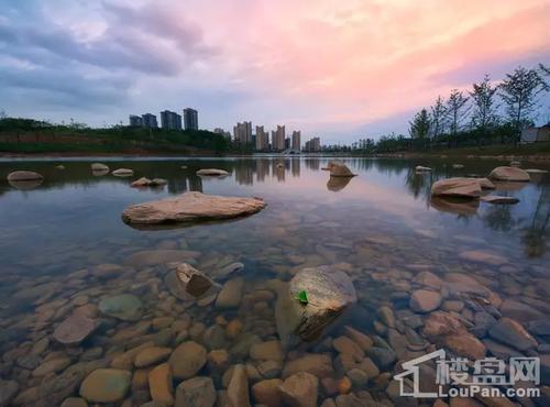 春游良Liang湖