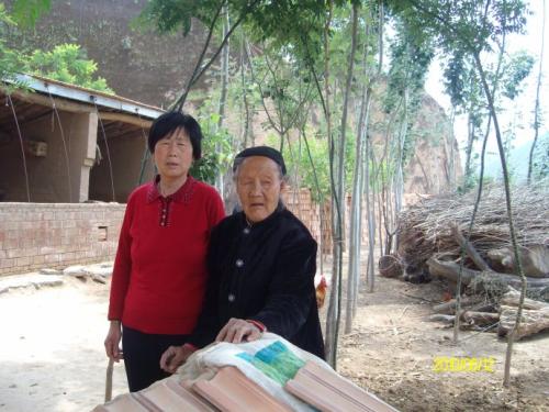 奶奶一直在这里