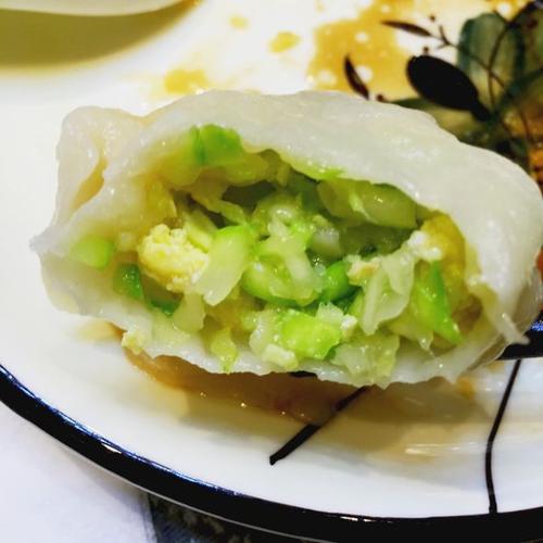 鸡蛋饺子