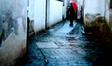 雨中的记忆叙事