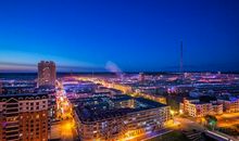 夜愈黑，月愈明_800字