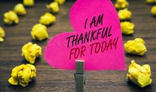 如此感激，痛人心