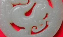 一块神奇的玉佩