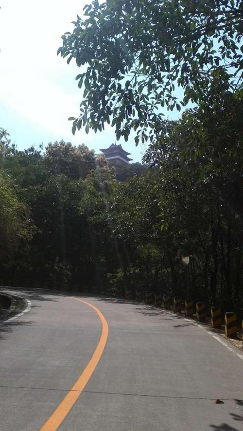 爬山