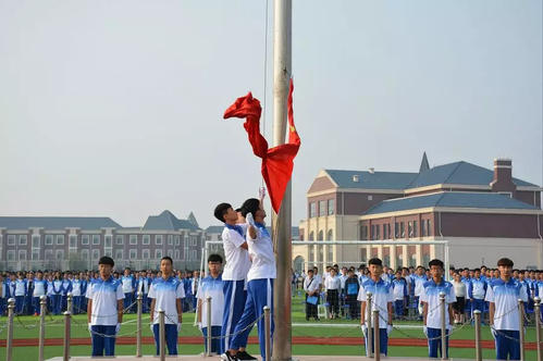 校园热闹