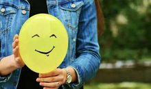 微笑不需要理由