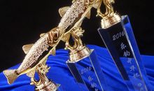 “钓鱼能手”爸爸