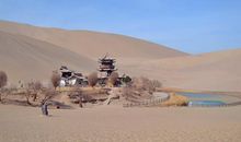 快乐的鸣沙山之行