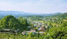 那个小村庄富裕起来了