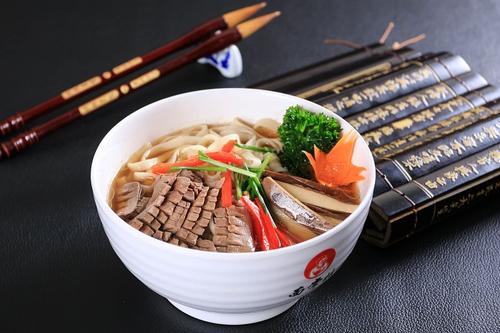 基层的兔子汤
