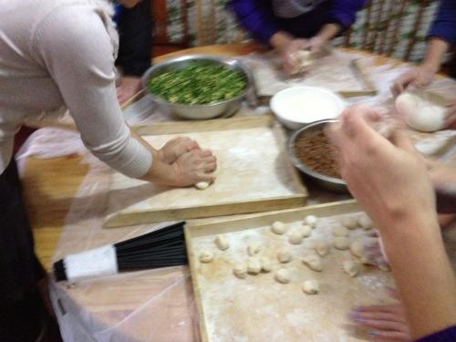 包饺子