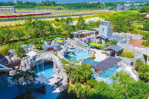 夏天在儿童公园