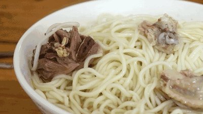一碗充满爱的面条
