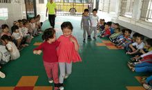 有趣的“两人三足”