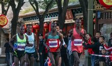 一路风雨，一路奔跑